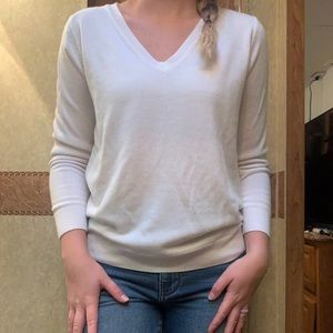 White Forever 21 V-Neck Sweater